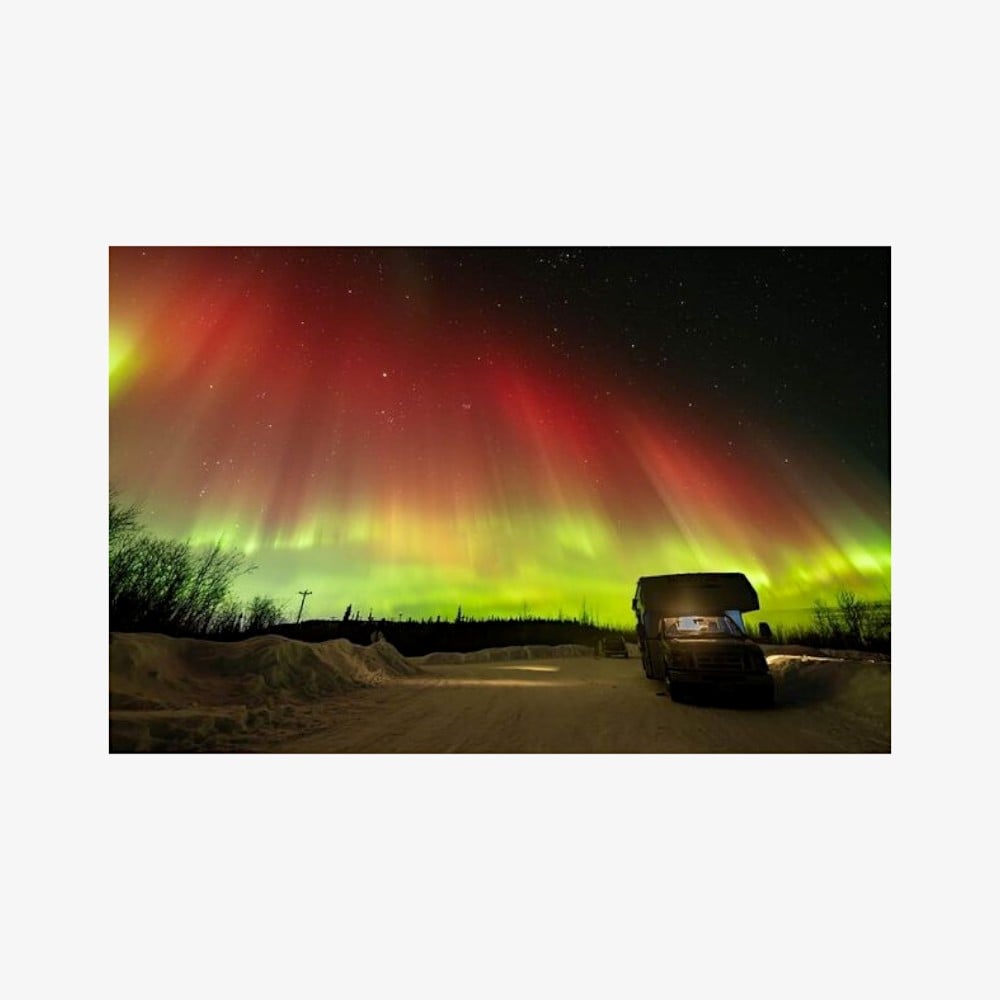 Luxury RV Aurora Chasing Tour with Photography - Travelzie